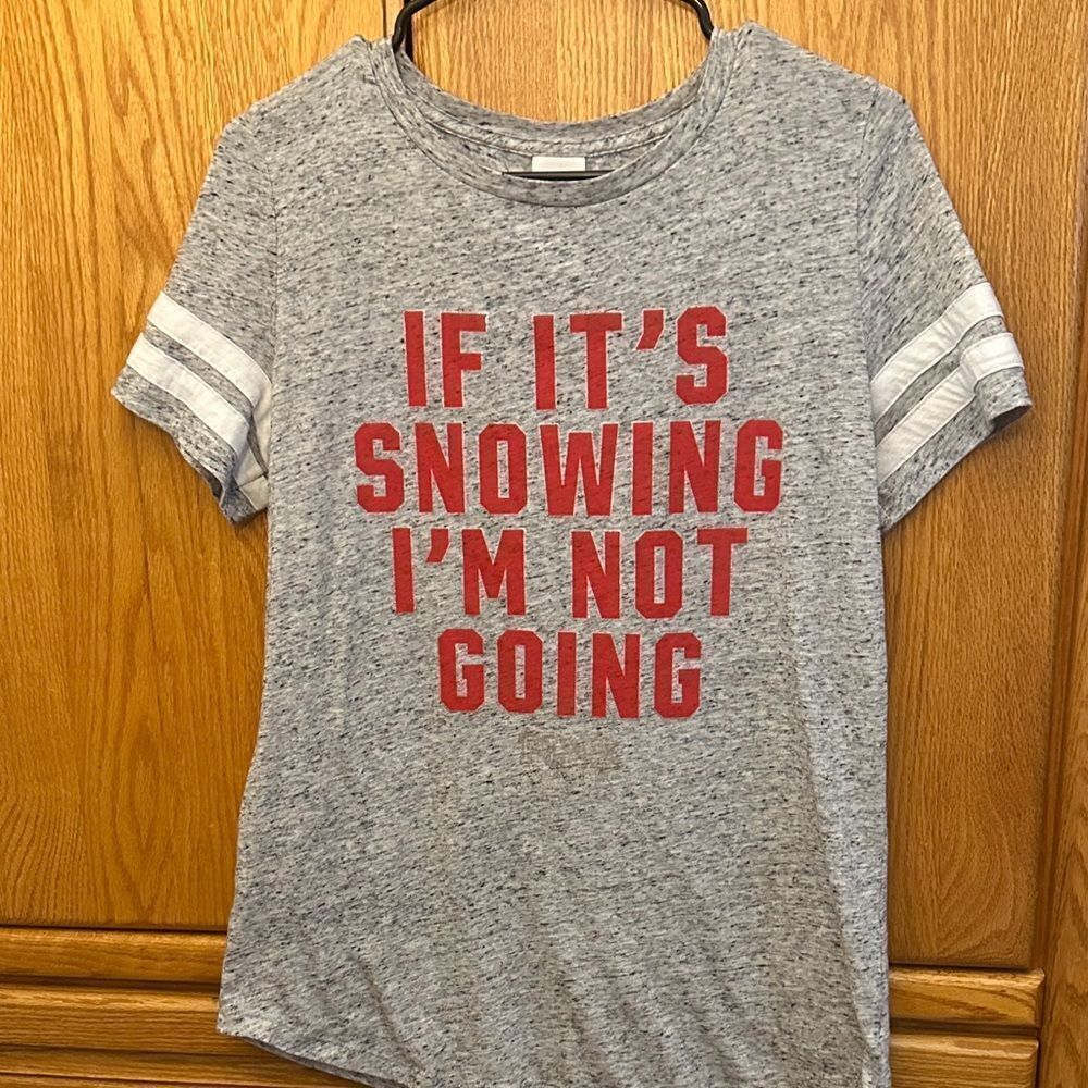 Pink holiday tee